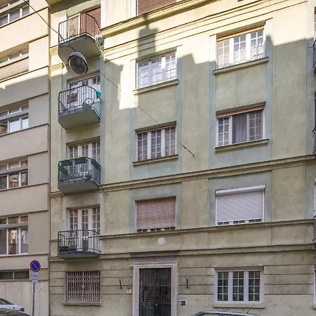 Kastely - Buda Castle Apartmán *