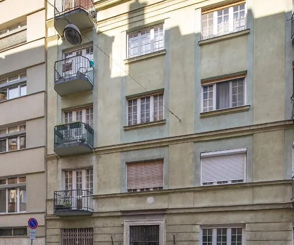 Kastely - Buda Castle Apartmán *